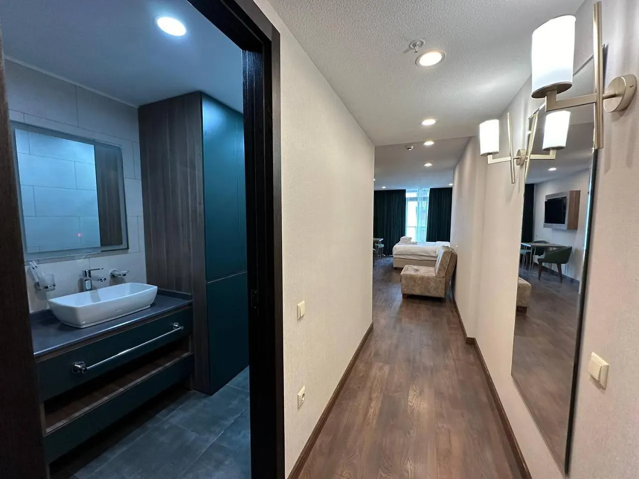 Business Class Studio With The Mountain View 115А Batumi Apartment