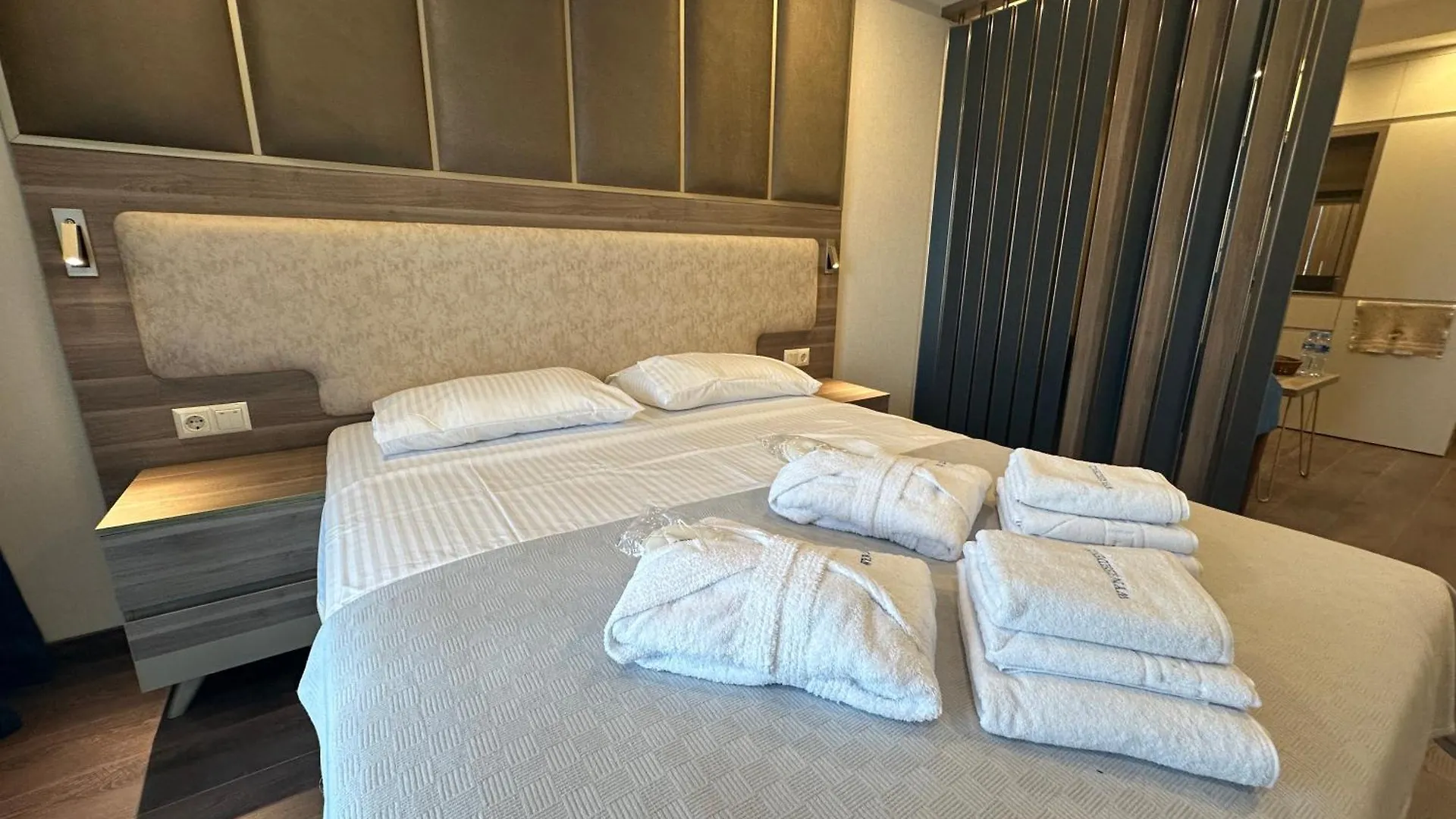 Business Class Studio With The Mountain View 115А Batumi Georgia